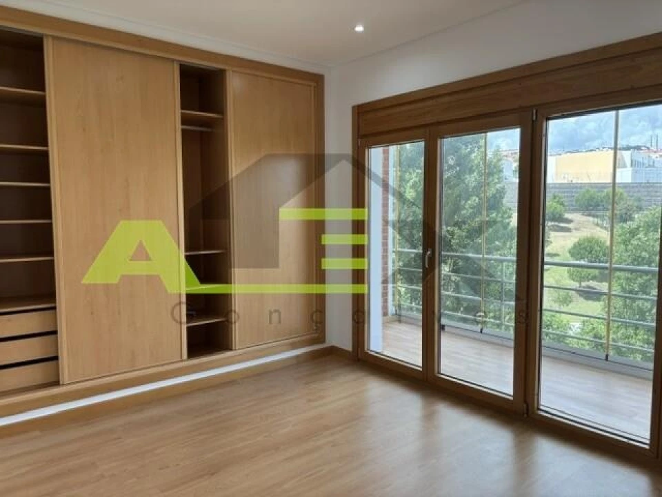 Apartamento T3 para Venda em Odivelas Foto 18