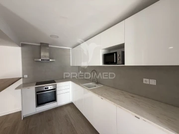 Apartamento T2 para Venda em Romeira e Várzea