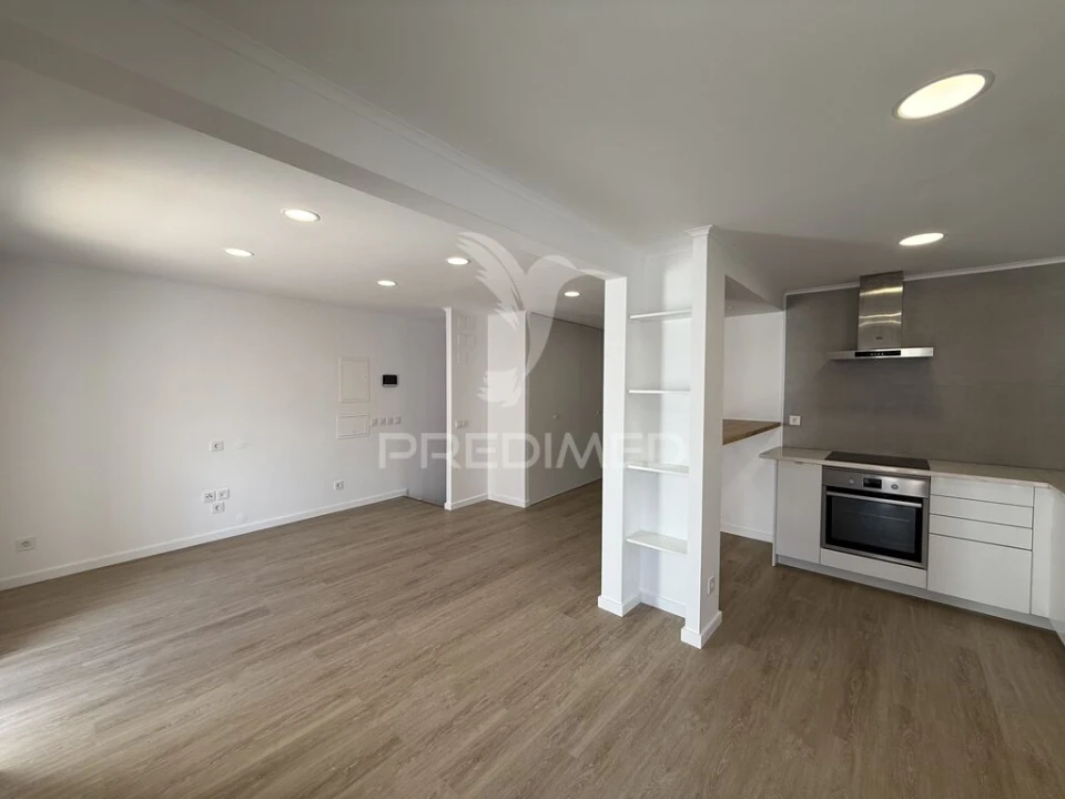 Apartamento T2 para Venda em Romeira e Várzea Foto 10