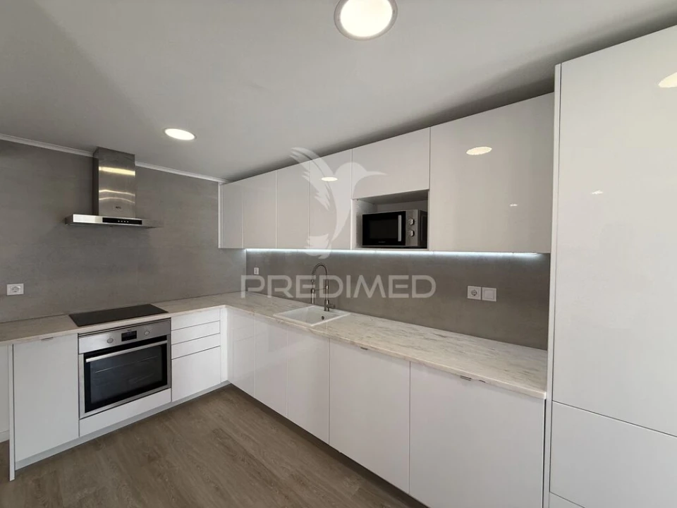 Apartamento T2 para Venda em Romeira e Várzea Foto 17