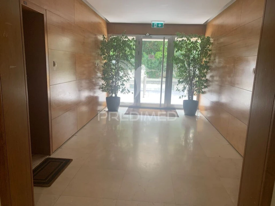 Apartamento T3 para Venda em Moscavide e Portela Foto 14