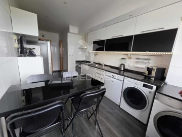 Apartamento T3 para Venda em Moscavide e Portela