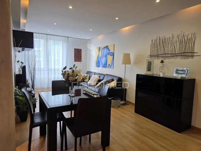 Apartamento T3 para Venda em Moscavide e Portela Foto 3
