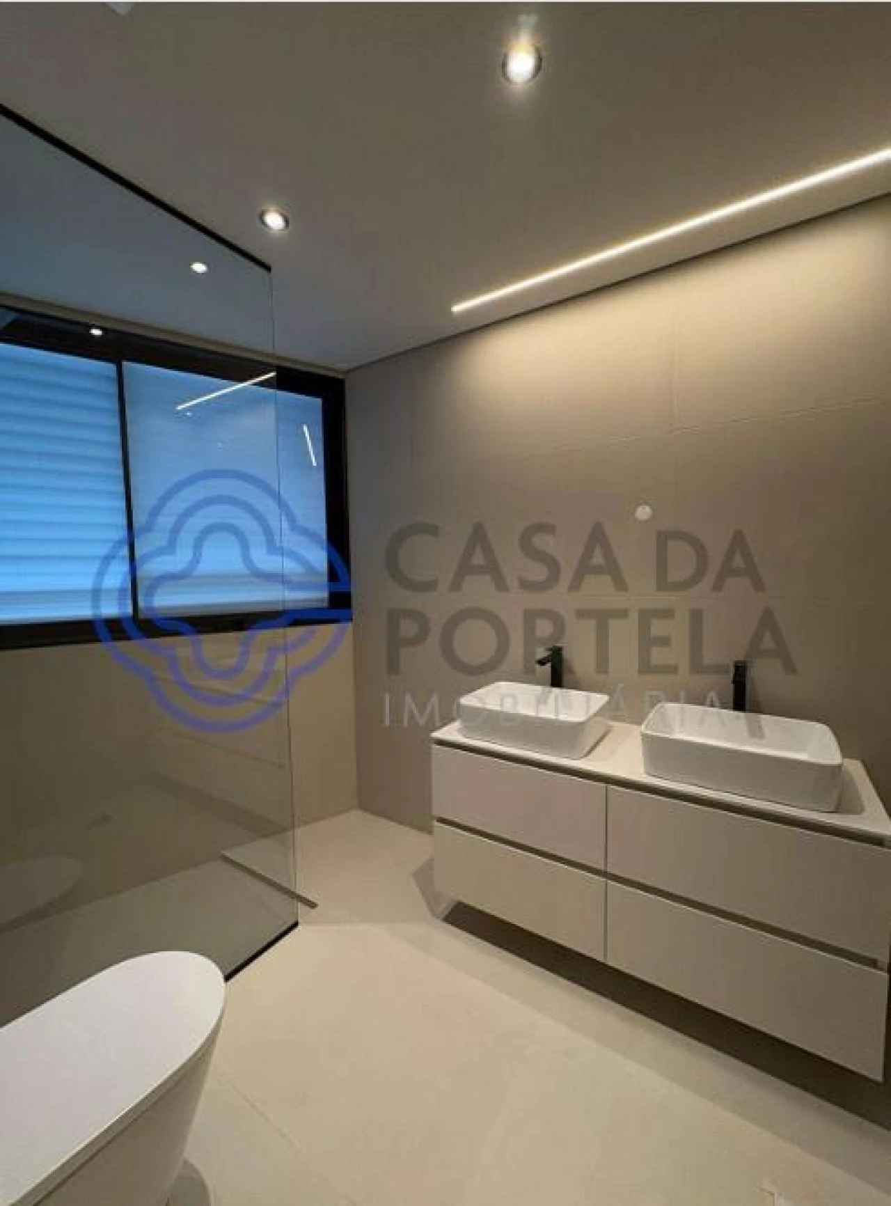Apartamento T4 para Venda em Gondomar (São Cosme), Valbom e Jovim Foto 22