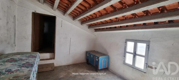 Moradia T3 para Venda em Montalvão