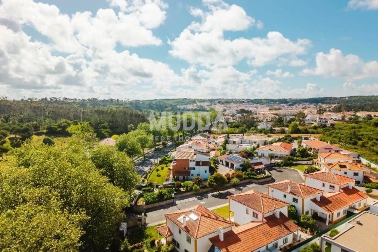 Moradia T3 para Venda em Foz do Arelho Foto 63