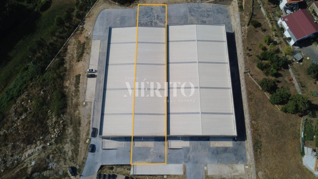 Armazém para Arrendamento em Arnoso (Santa Maria e Santa Eulália) e Sezures Foto 2