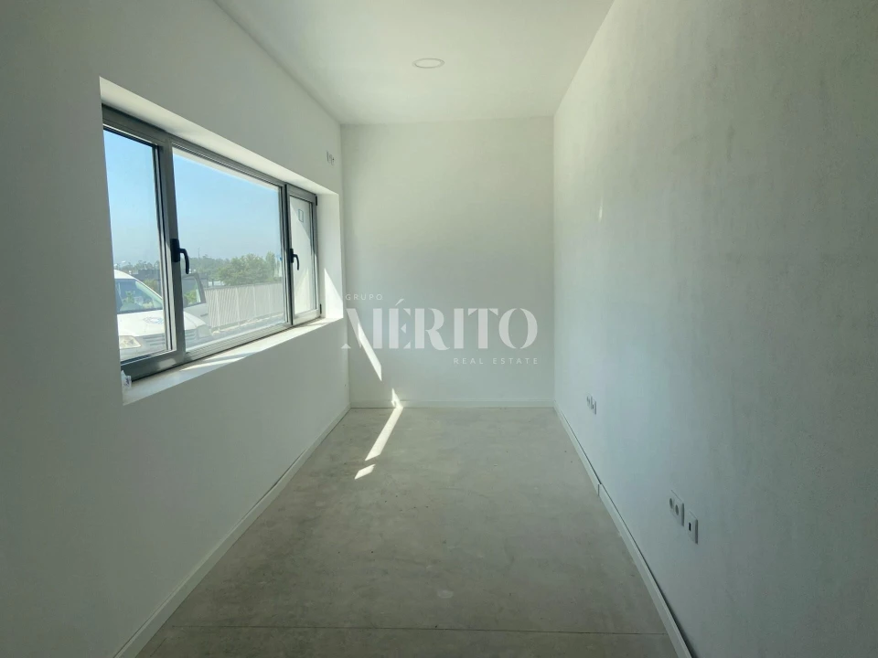 Armazém para Arrendamento em Arnoso (Santa Maria e Santa Eulália) e Sezures Foto 14