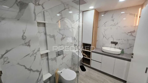 Apartamento T2 para Venda em Falagueira-Venda Nova