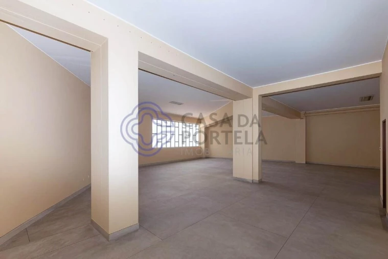 Loja para Arrendamento em Bonfim Foto 14