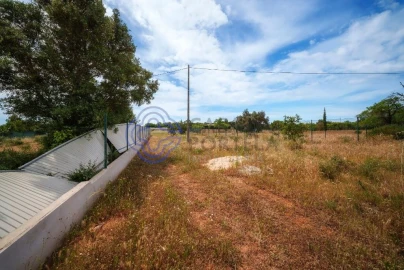 Terreno para Venda em Quarteira