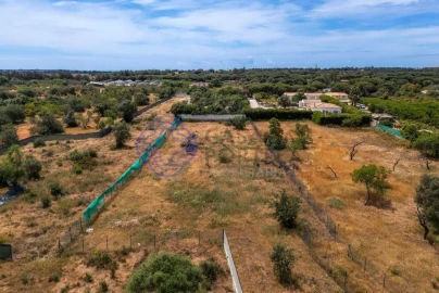 Terreno para Venda em Quarteira