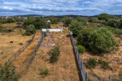 Terreno para Venda em Quarteira