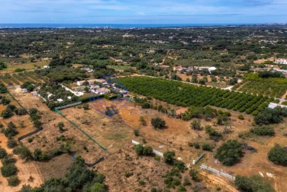 Terreno para Venda em Quarteira