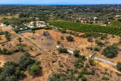 Terreno para Venda em Quarteira