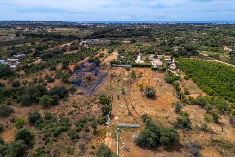 Terreno para Venda em Quarteira Foto 3