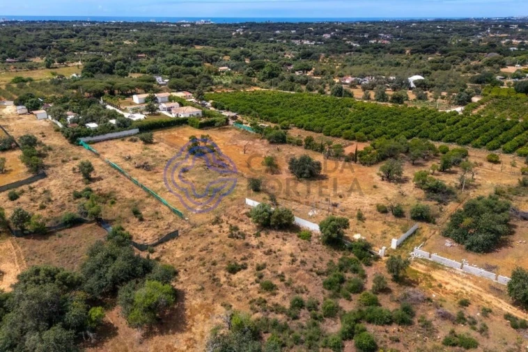 Terreno para Venda em Quarteira Foto 6