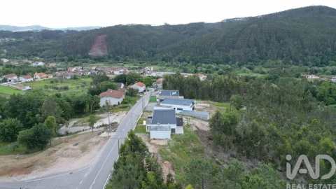 Moradia T3 para Venda em São Miguel, Santa Eufémia e Rabaçal