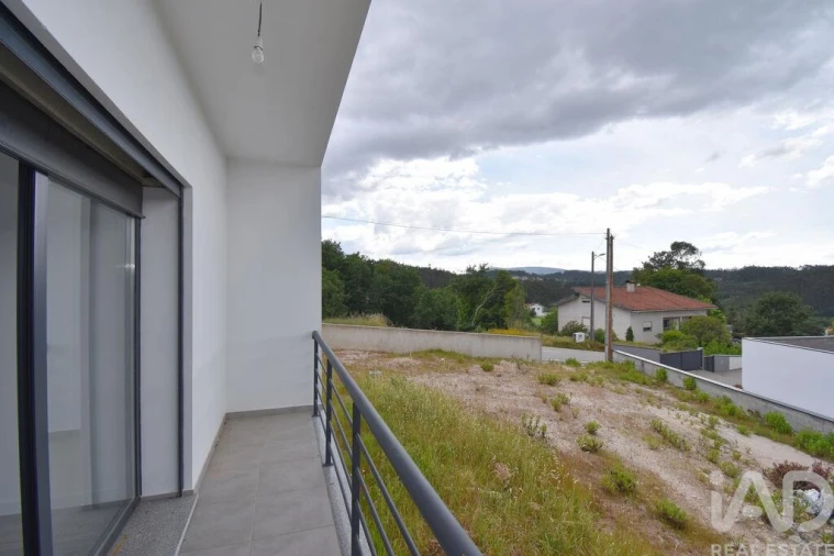 Moradia T3 para Venda em São Miguel, Santa Eufémia e Rabaçal Foto 27