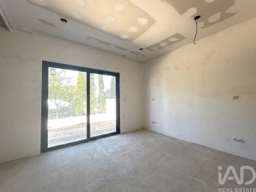 Moradia T3 para Venda em Loule (São Clemente)