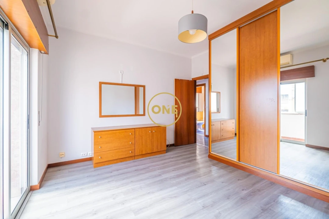 Apartamento T3 para Venda em Corroios Foto 14