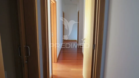 Apartamento T4 para Venda em São Martinho