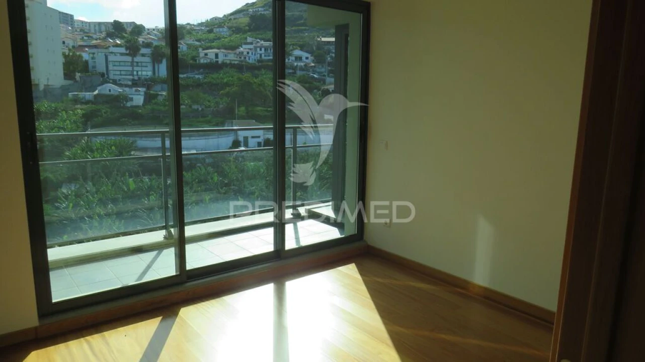 Apartamento T4 para Venda em São Martinho Foto 14