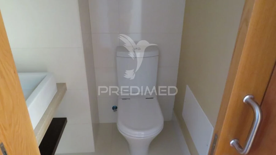 Apartamento T4 para Venda em São Martinho Foto 12