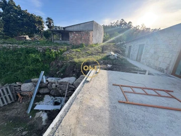 Moradia T3 para Venda em Durrães e Tregosa