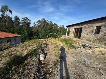 Moradia T3 para Venda em Durrães e Tregosa