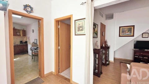 Moradia T1 para Venda em Lamas e Cercal