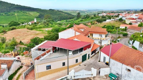 Moradia T1 para Venda em Lamas e Cercal