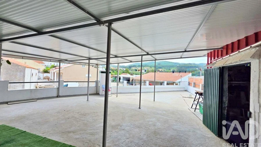 Moradia T1 para Venda em Lamas e Cercal Foto 5