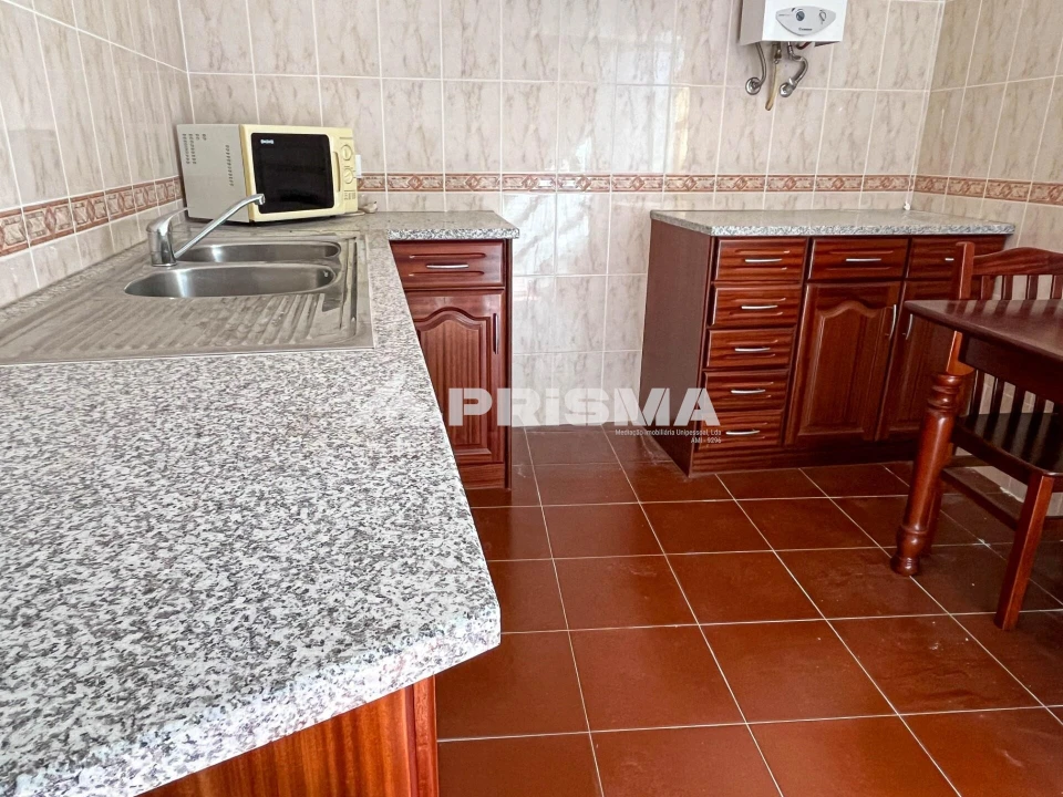 Moradia T2 para Venda em Fratel Foto 3