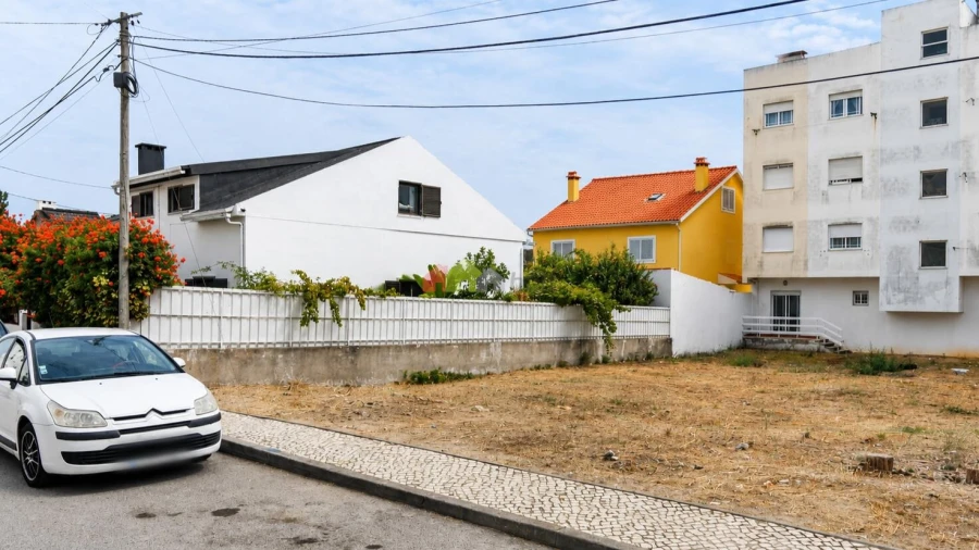 Terreno para Venda em Quinta do Conde Foto 3