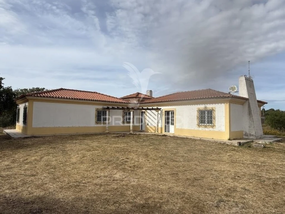 Quinta T3 para Venda em Sines Foto 1