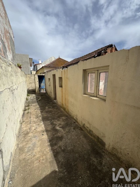 Moradia para Venda em Sado