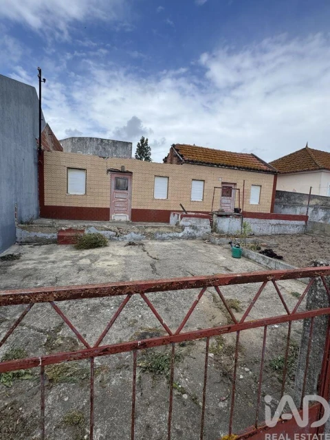 Moradia para Venda em Sado