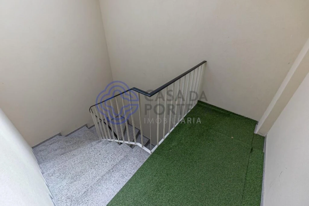 Apartamento T2 para Venda em Cedofeita, Santo Ildefonso, Sé, Miragaia, São Nicolau e Vitória Foto 33