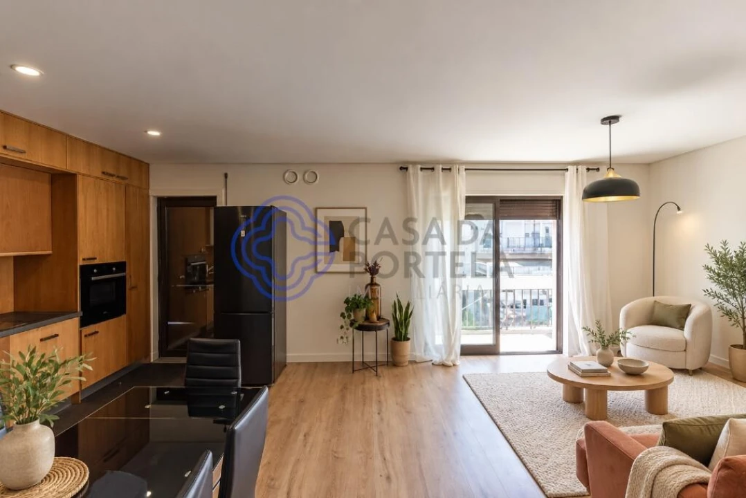Apartamento T2 para Venda em Cedofeita, Santo Ildefonso, Sé, Miragaia, São Nicolau e Vitória Foto 8