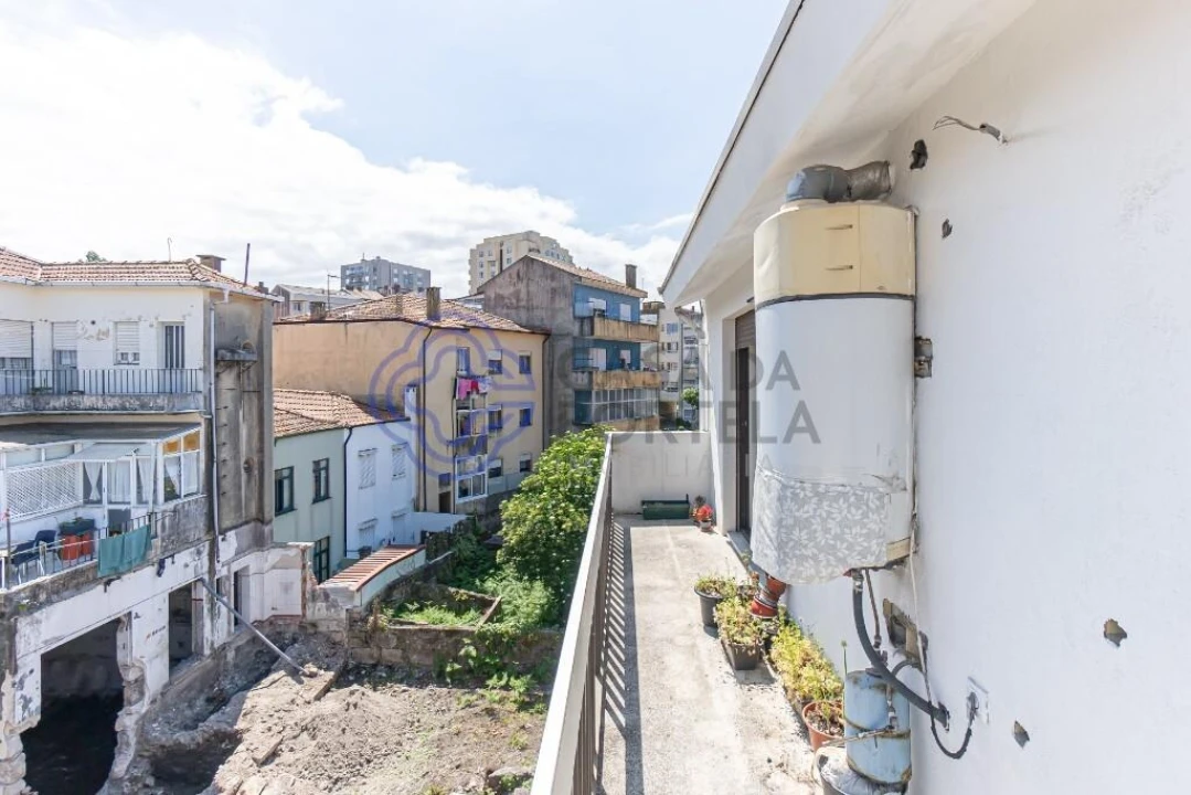 Apartamento T2 para Venda em Cedofeita, Santo Ildefonso, Sé, Miragaia, São Nicolau e Vitória Foto 21