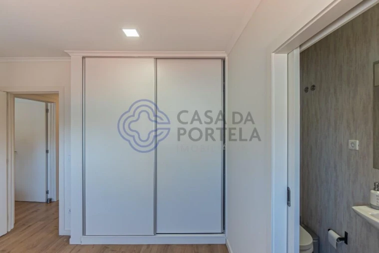 Apartamento T2 para Venda em Cedofeita, Santo Ildefonso, Sé, Miragaia, São Nicolau e Vitória Foto 30