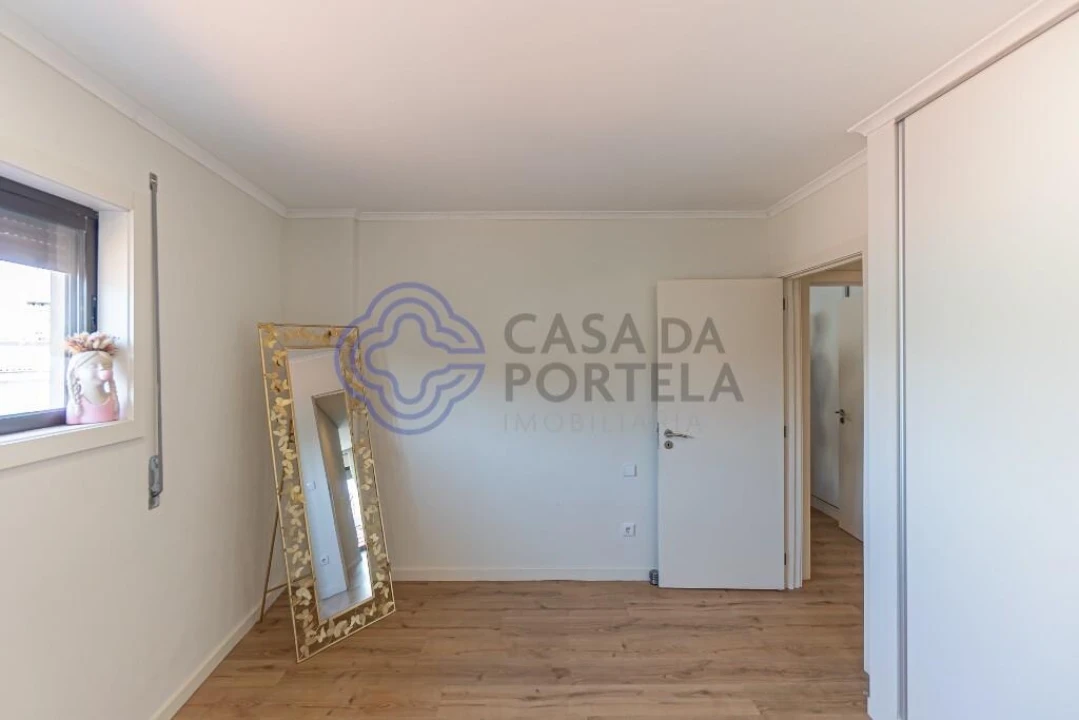 Apartamento T2 para Venda em Cedofeita, Santo Ildefonso, Sé, Miragaia, São Nicolau e Vitória Foto 28