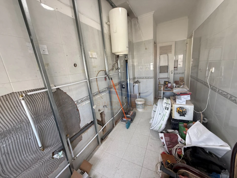Apartamento T1 para Venda em Águas Livres Foto 7