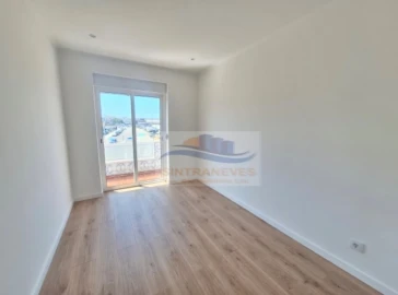 Apartamento T1 para Venda em Águas Livres