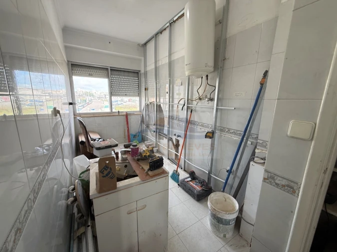 Apartamento T1 para Venda em Águas Livres Foto 8