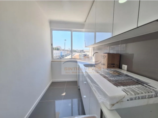 Apartamento T1 para Venda em Águas Livres Foto 7