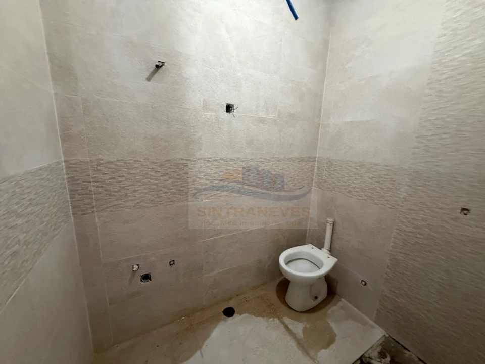 Apartamento T3 para Venda em Águas Livres Foto 3
