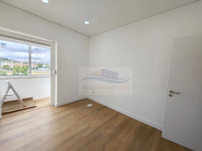 Apartamento T2 para Venda em Póvoa de Santa Iria e Forte da Casa Foto 6