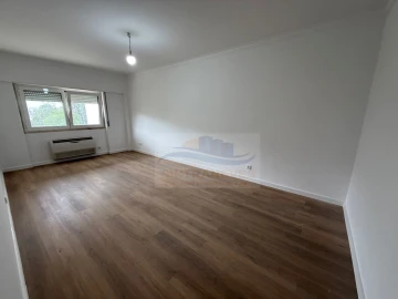 Apartamento T3 para Venda em Venteira
